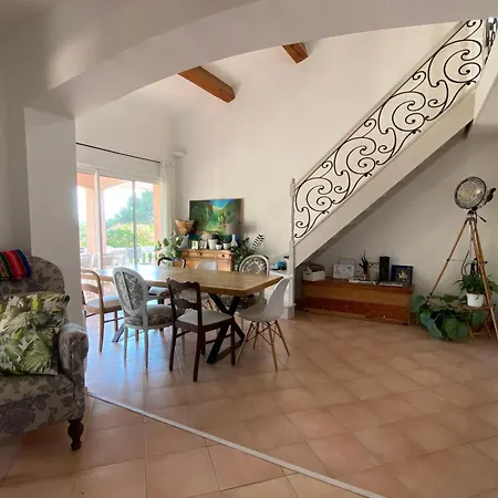 Villa Familiale Au Calme Fréjus